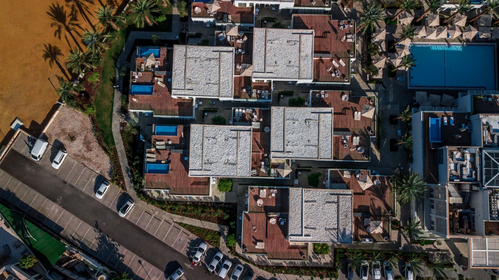 עשרות אלפי מטרים מותקנים במבנים ציבוריים - DASSO